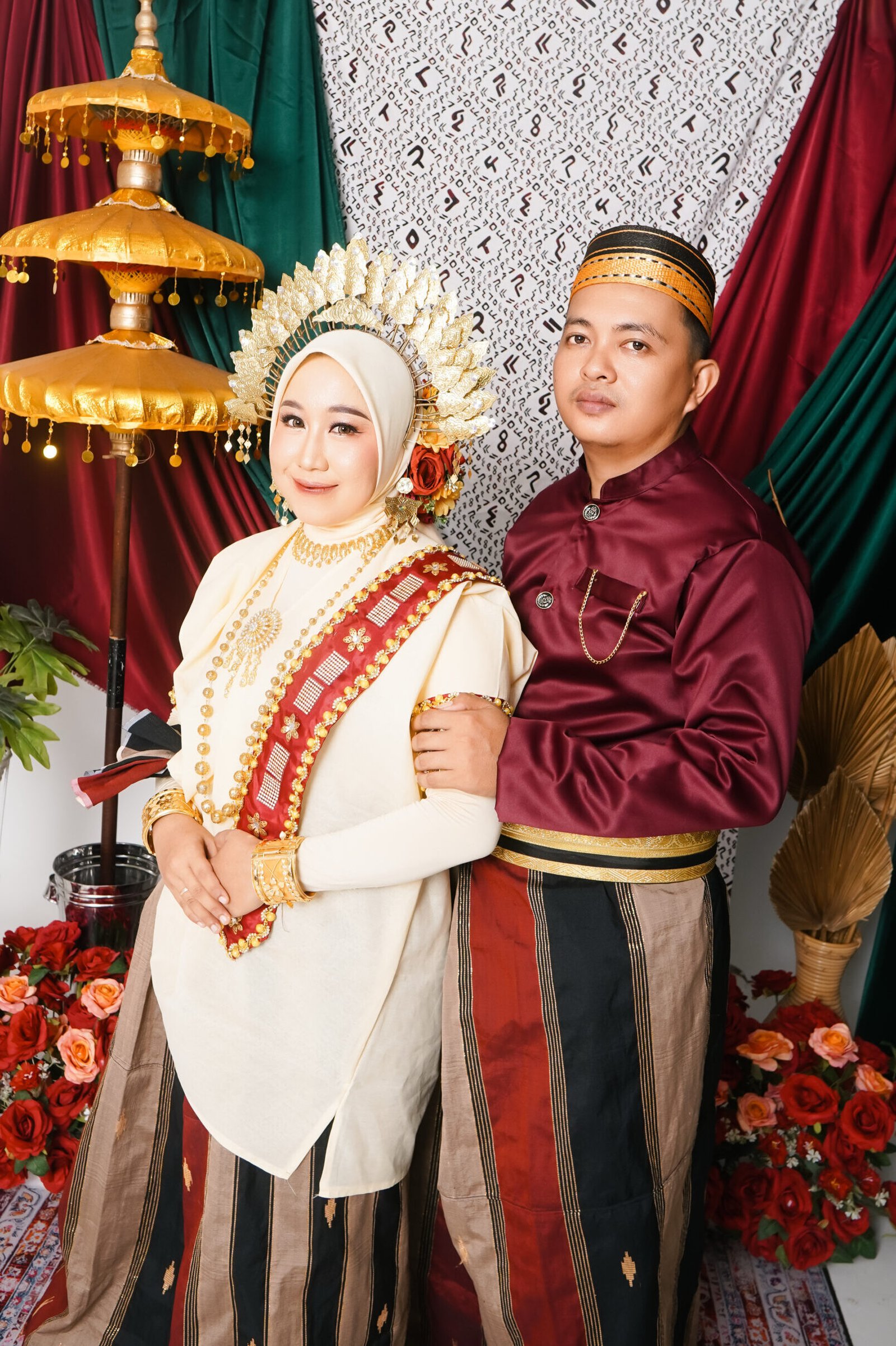 {"ARInfo":{"IsUseAR":false},"Version":"1.0.0","MakeupInfo":{"IsUseMakeup":false},"FaceliftInfo":{"IsChangeEyeLift":false,"IsChangeFacelift":false,"IsChangePostureLift":false,"IsChangeNose":false,"IsChangeFaceChin":false,"IsChangeMouth":false,"IsChangeThinFace":false},"BeautyInfo":{"SwitchMedicatedAcne":false,"IsAIBeauty":false,"IsBrightEyes":false,"IsSharpen":false,"IsOldBeauty":false,"IsReduceBlackEyes":false},"HandlerInfo":{"AppName":2},"FilterInfo":{"IsUseFilter":false}}